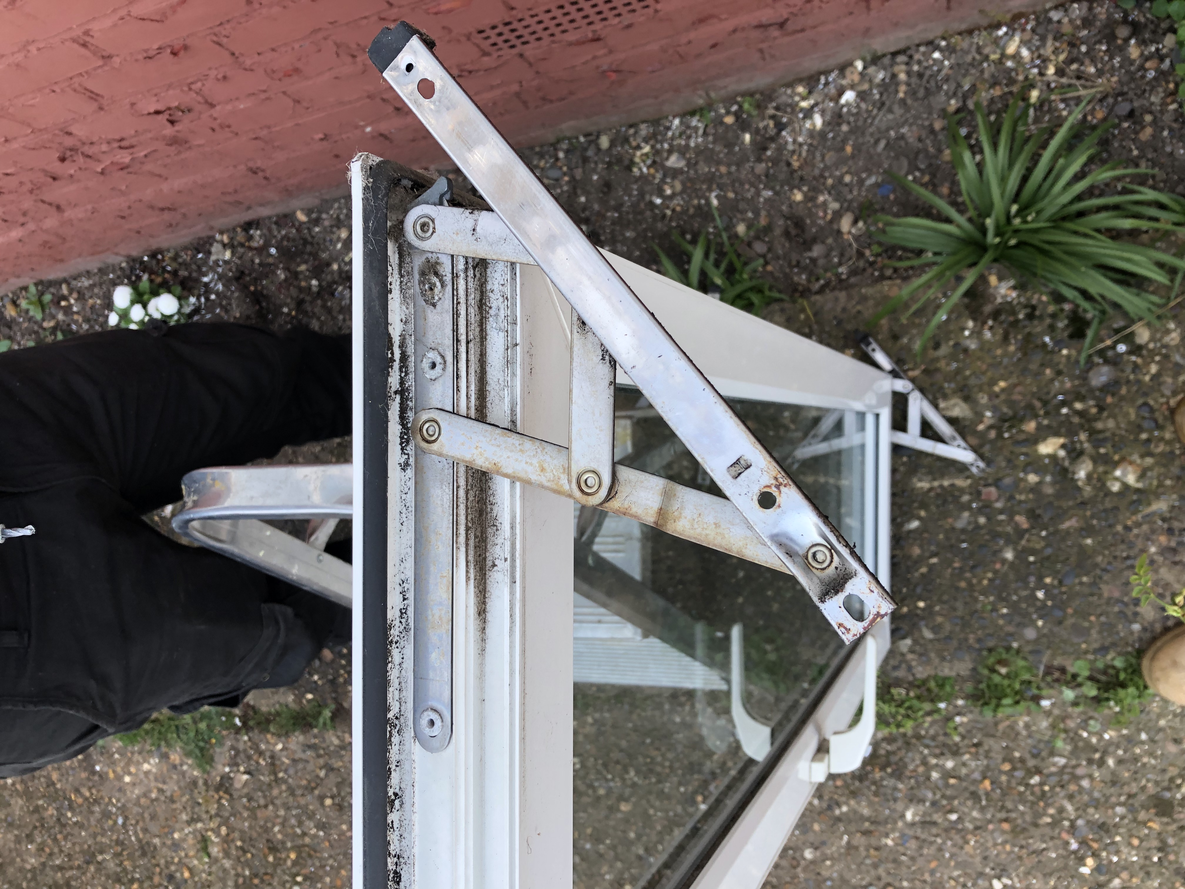 Double Glazing Repairs Bexleyheath Glaze it & Lock It